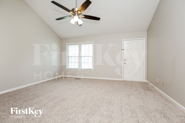 Photo - 5496 Burnt Knob Rd