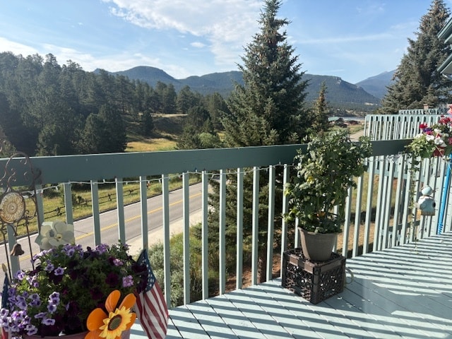 Exterior Deck - 1861 Raven Ave