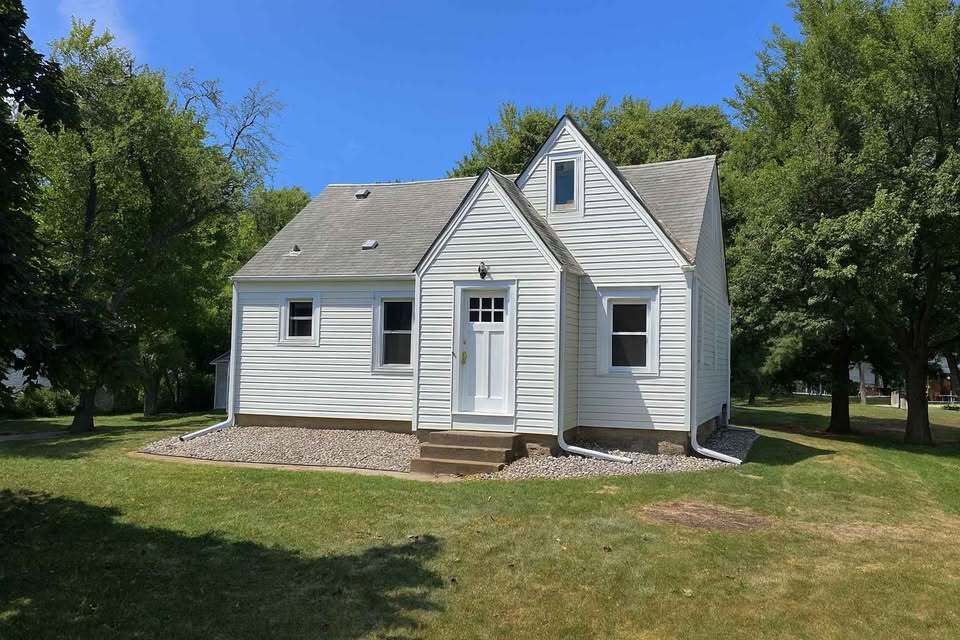 Photo - 8070 Red Oak Dr