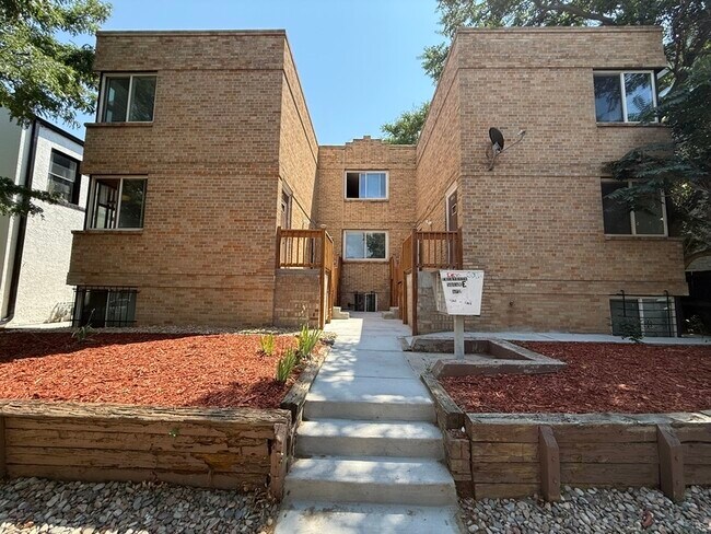 Building Photo - 1364 Lafayette St Unit 6 Rental