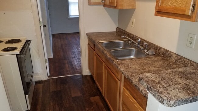 Photo - 1923 Auburn Ave Unit apt. 2