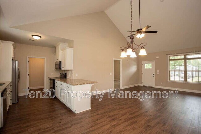 Photo - 7 Vineyard Dr