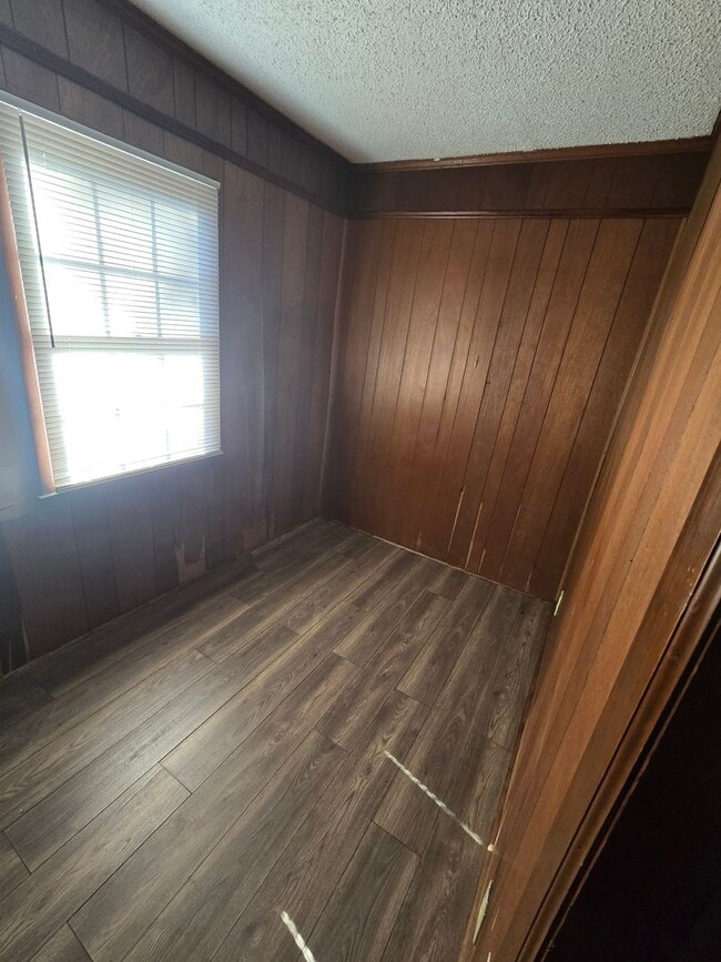 Photo - Forest Acres