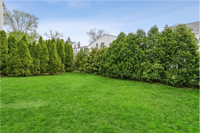 Photo - 106 White Rd