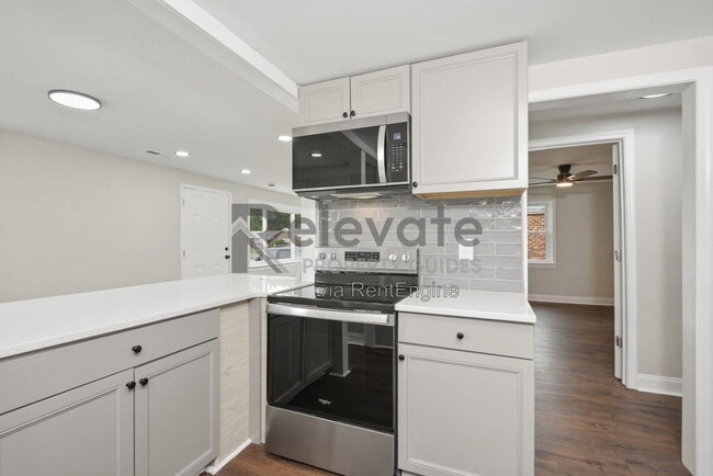 Photo - 3605 South St