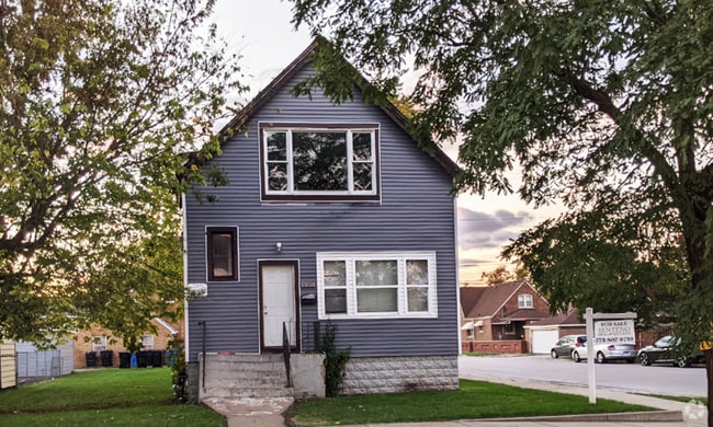 Building Photo - 10700 S Ave M Rental