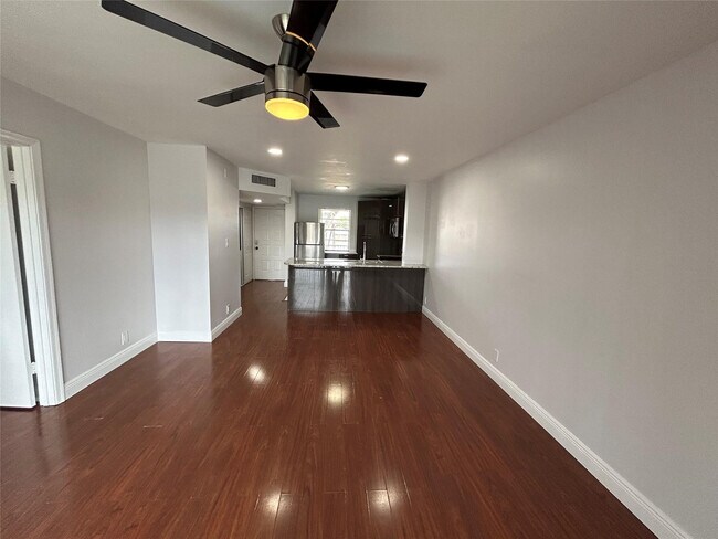 Photo - 2391 NW 89th Dr Unidad 411