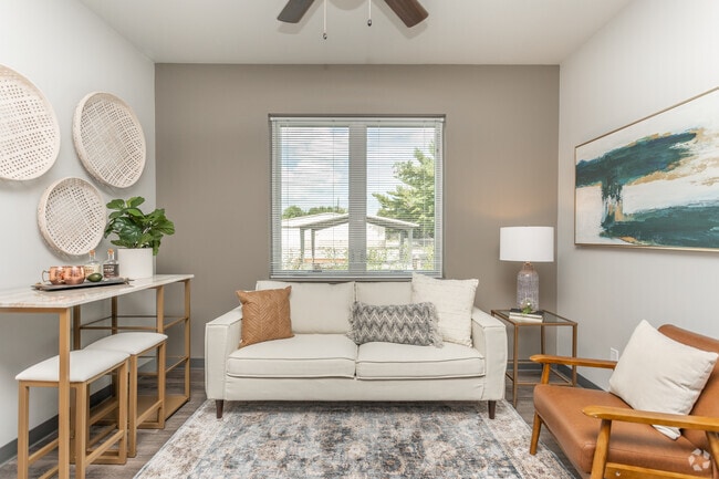 1BR, 1BA