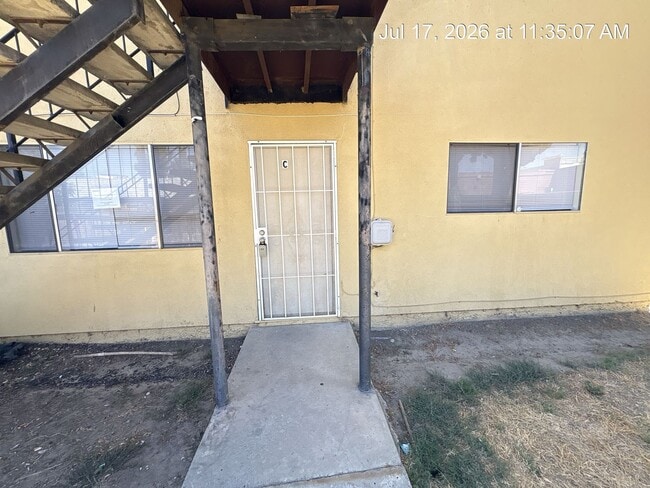 Building Photo - 81 E Hazelwood Dr Unit C