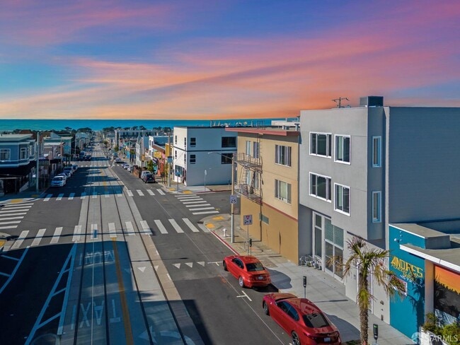 Building Photo - 1640 Taraval St Rental