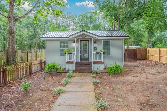 Photo - 271 Bracewell St