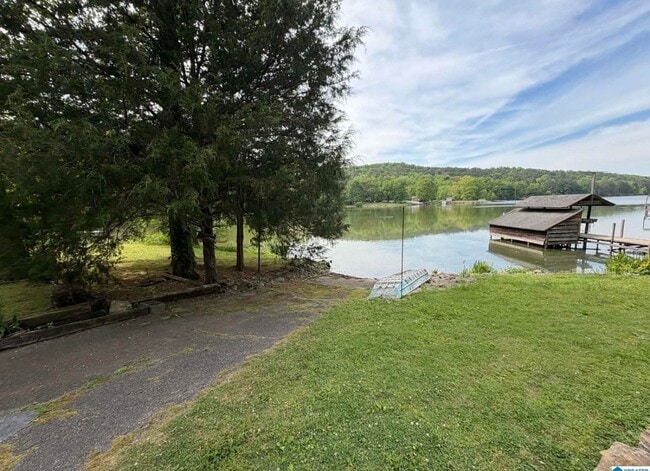 Photo - 8172 Cedar Mountain Rd