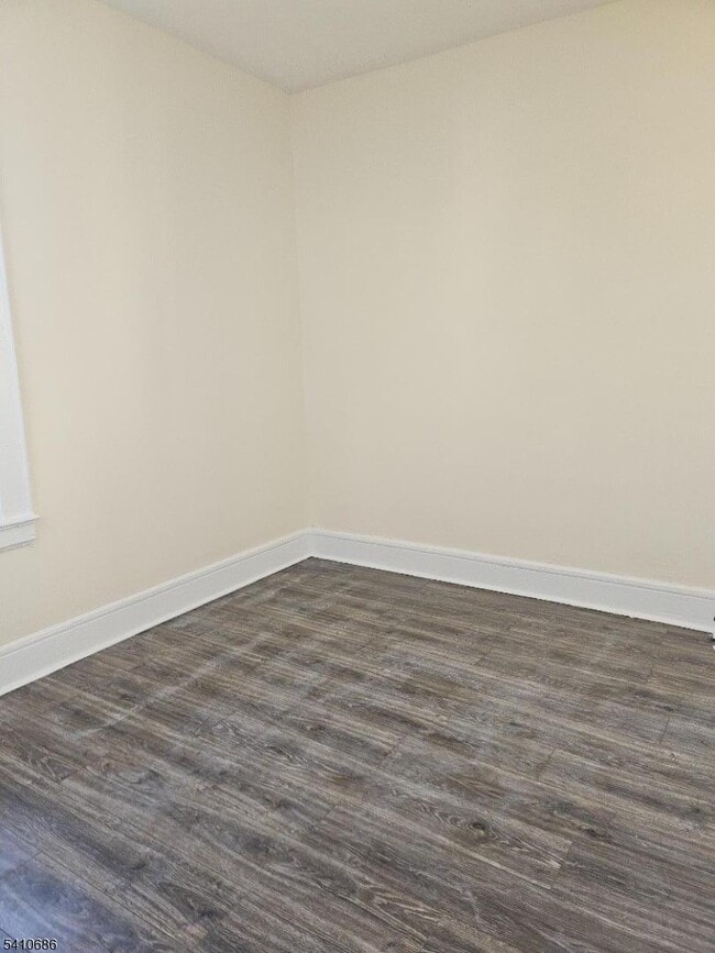 Photo - 31 Western Pky Unit #2