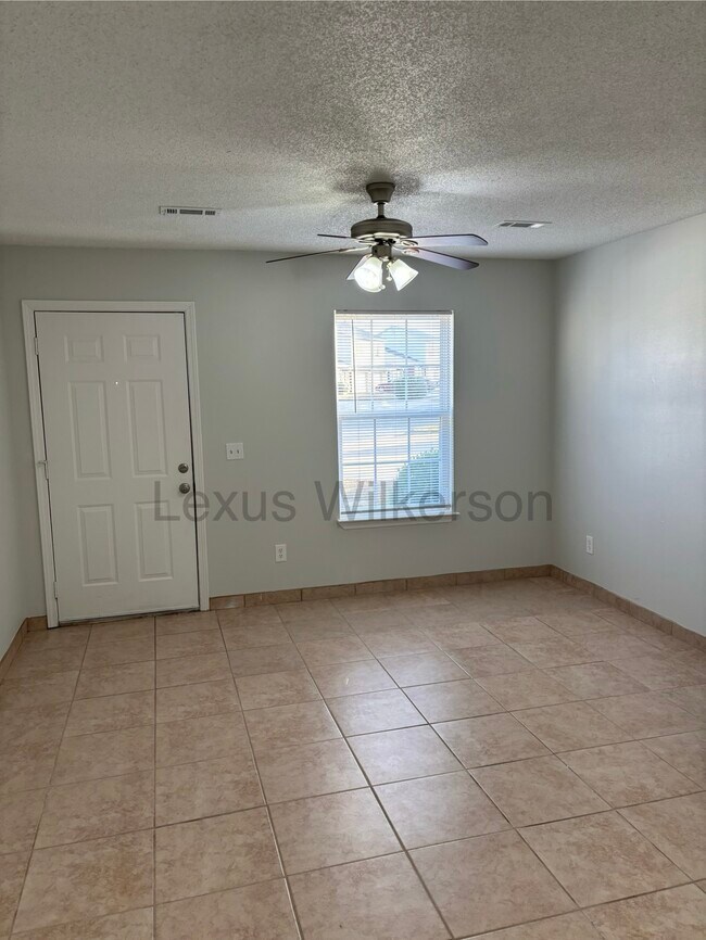 Photo - 3505 SW Victoria Pl