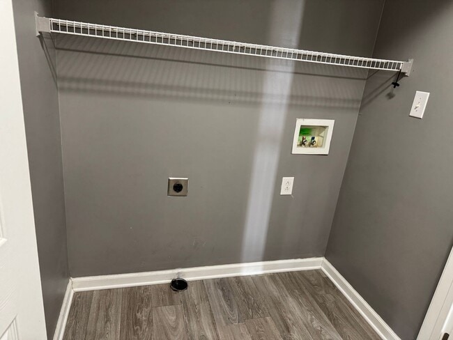 Photo - 431 Filmore Road