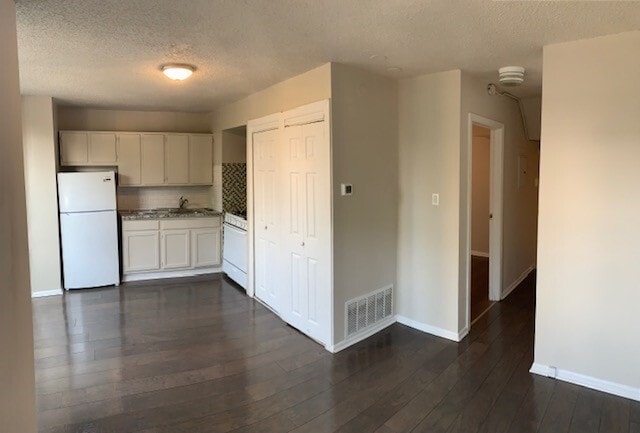 Photo - 3830 Lancaster Ave Unidad #2