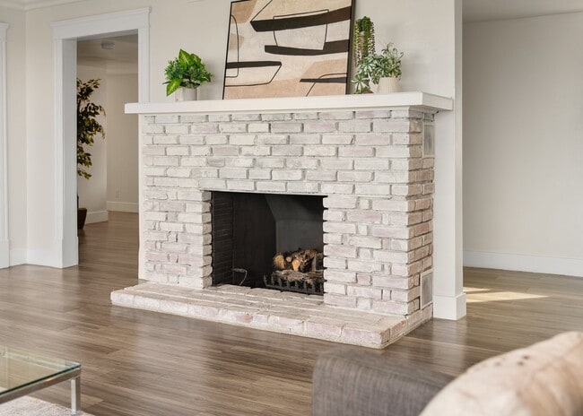 Photo - 1192 Merritt Dr