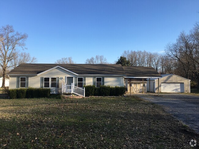 Building Photo - 108 Tyner Ln Rental