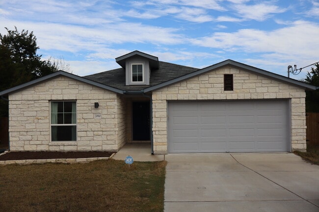 Building Photo - 20810 Dodge Trl