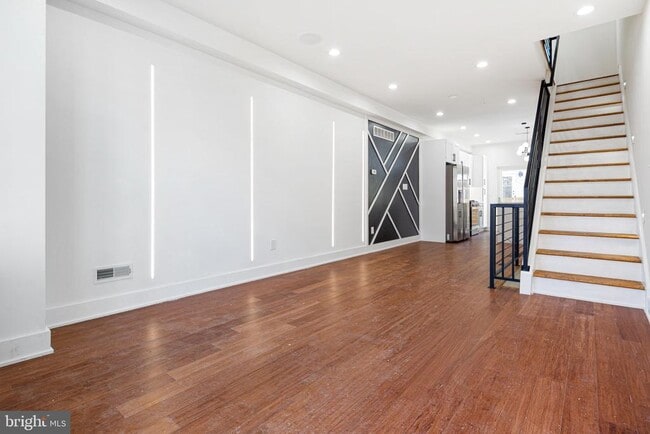 Building Photo - 2650 Earp St