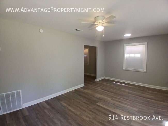 Photo - 914 Restbrook Ave