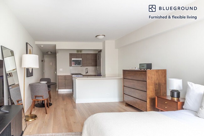 Photo - 340 E 51st St Unit FL5-ID2173