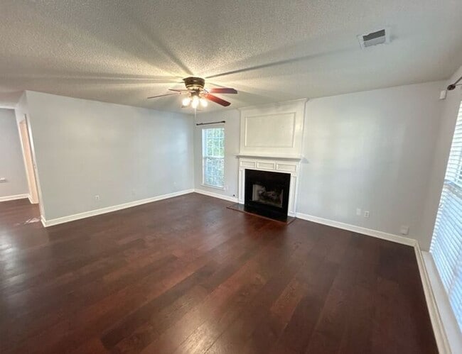 Photo - The Oaks on Lake Carolina