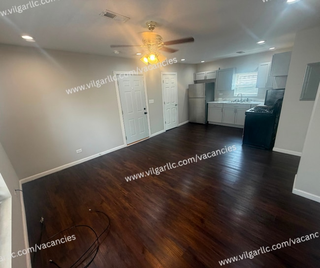 Photo - 4023 Deodar St Unit Apt 2F
