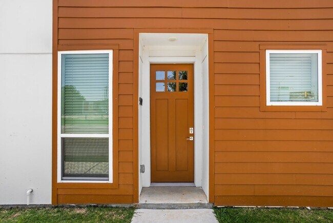 2505 Benbrook Blvd Unit 502 2505 Benbrook Blvd Unit 502 2028