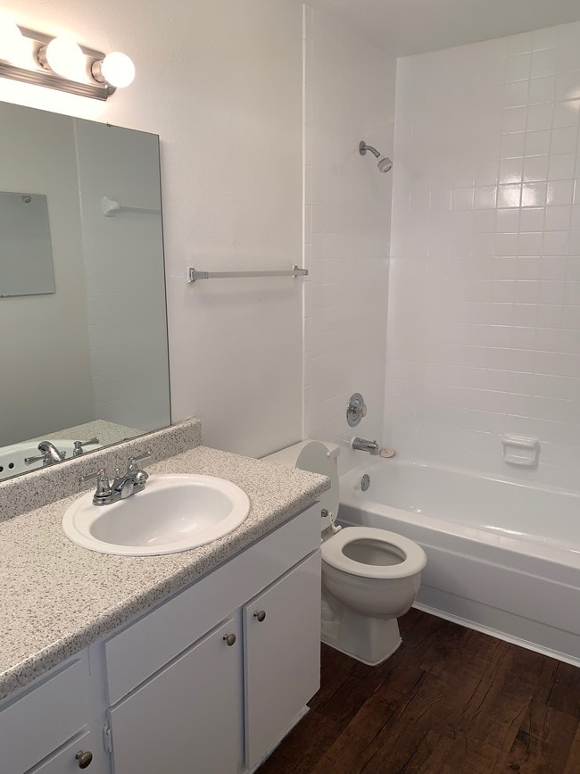 Photo - Hunt Garden Apartments