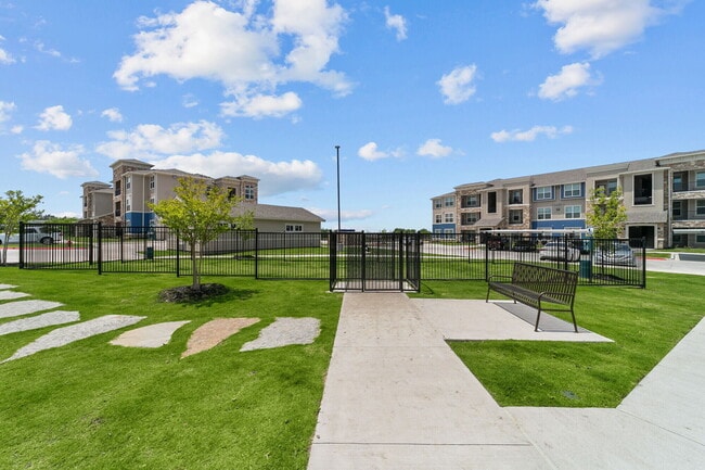 Cross Timbers Apartments