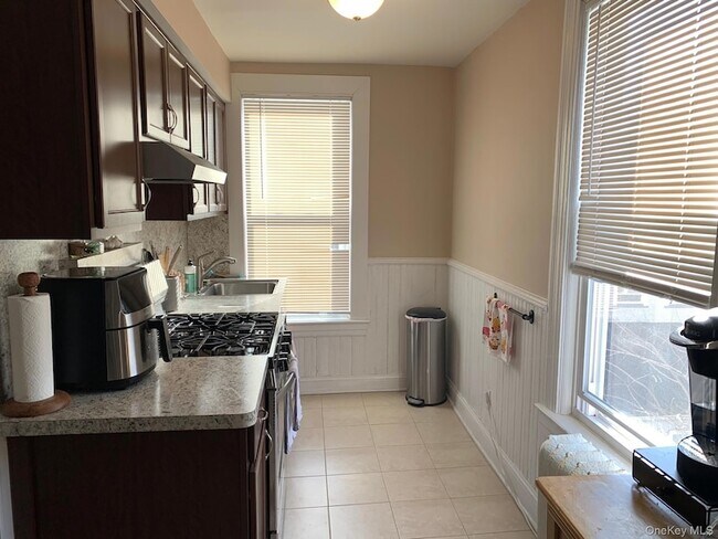 Photo - 253 Sea Cliff Ave Unit 1