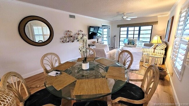 Photo - 911 SW South River Dr Unit 206