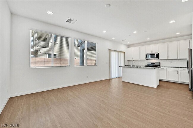 Photo - 8106 Rockflower St