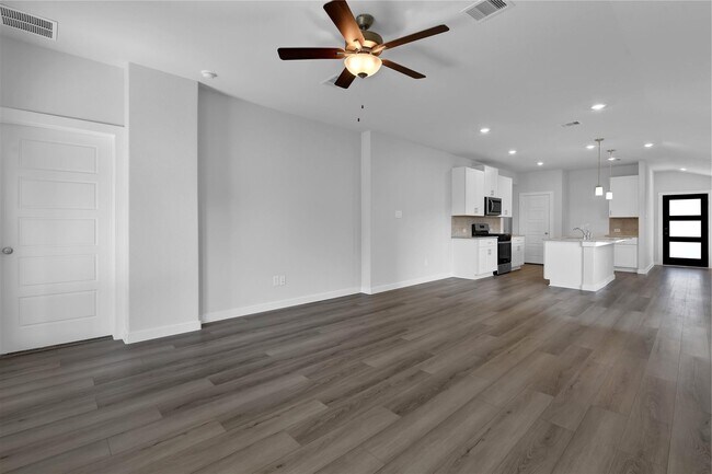 Photo - 18626 Etta Pnes Cir