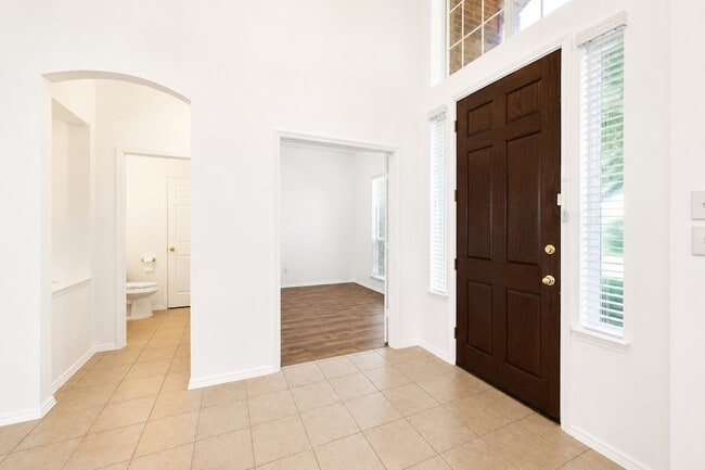 Photo - 10057 Wyndbrook Dr