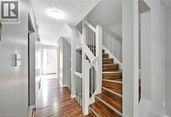 Photo - 6530 Glen Erin Dr