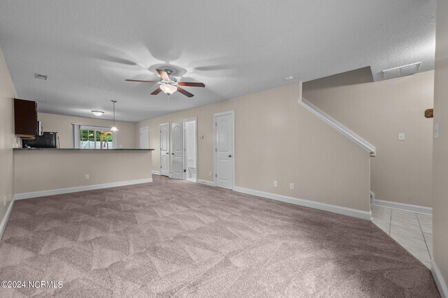 Photo - 235 E Murrow Ln