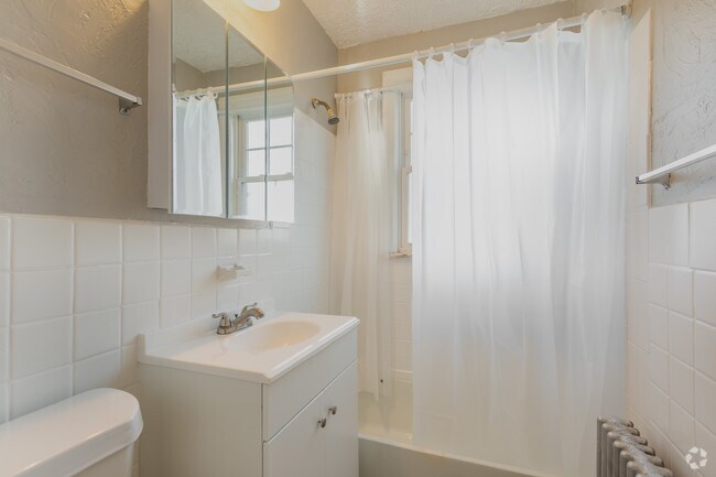 1BD 1BA 675 sq. ft.