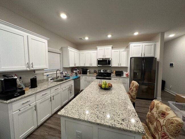 Photo - 311 Brighton Wy