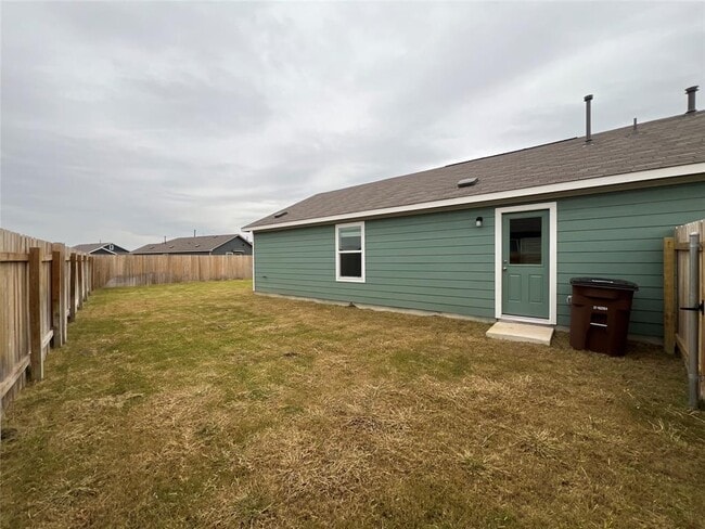 Photo - 420 Halfmoon Dr