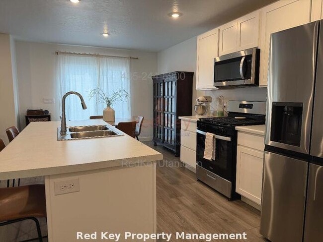 Photo - 1908 N Patchwork Ave