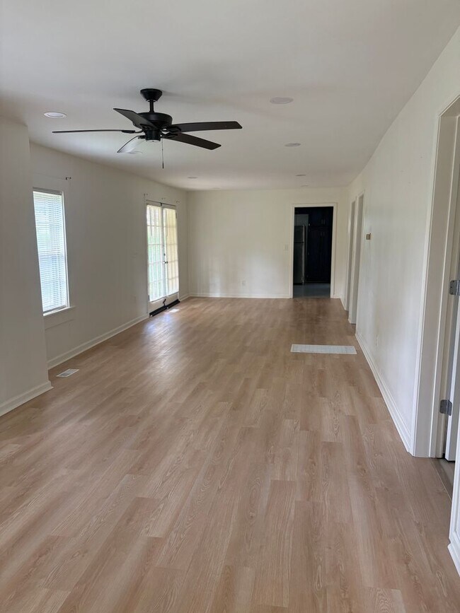 Photo - 621 Odum Rd