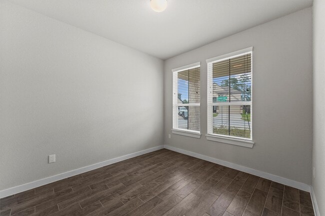 Building Photo - 29357 Sycamore Cave Ln