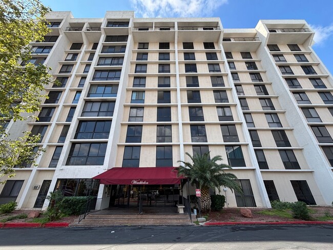 Stunning 2-Bed, 2-Bath High-Rise Residence... - Stunning 2-Bed, 2-Bath High-Rise Residence... Condo Unit 506