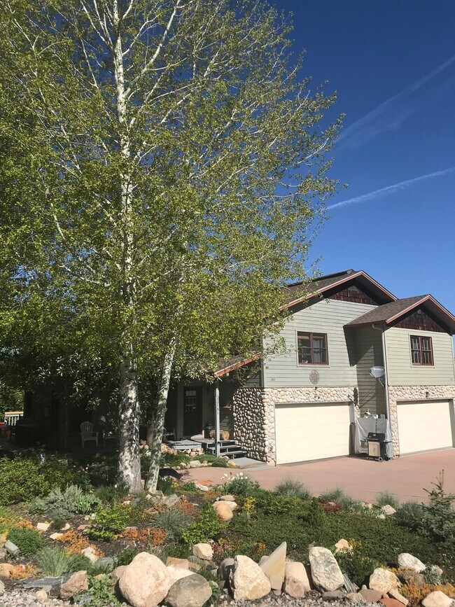 Photo - 1887 Hunters Dr