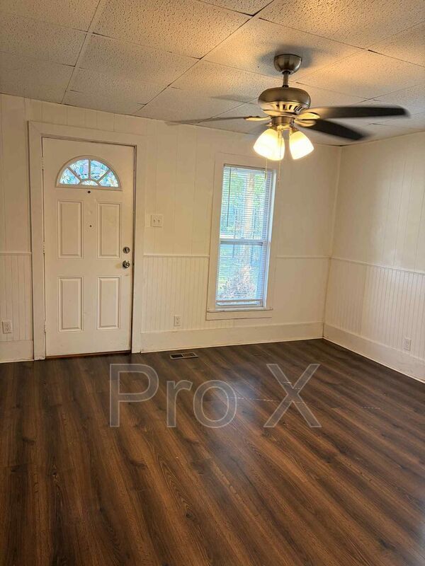 Photo - 208 Gray Ave
