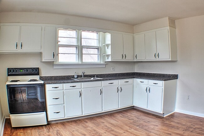 Photo - 43 Beckers Grove Unit Beckers Grove 40