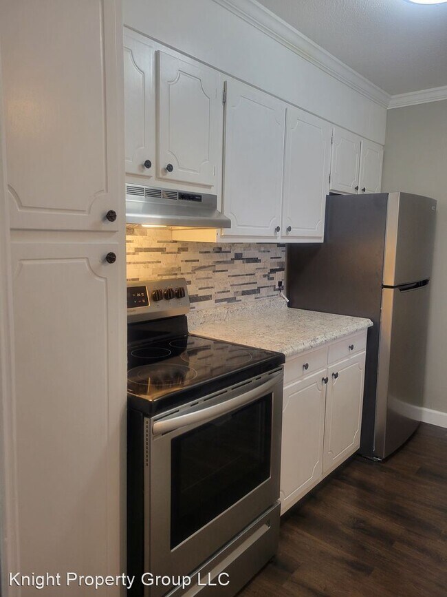 Photo - 2 br, 1 bath House - 2934 Carriage Drive