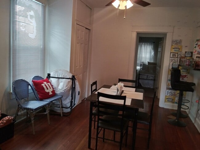 Photo - 1202 N Walnut St Unidad 1